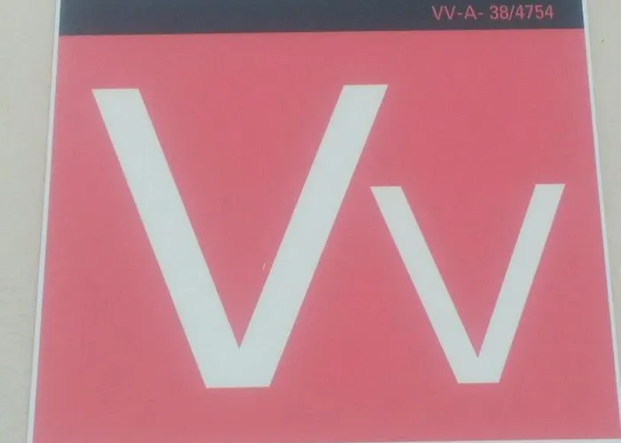 Rural House With Traditional Architecture S. Xix Feriehus *