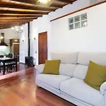 Rural House With Traditional Architecture S. Xix * Santa Cruz de Tenerife