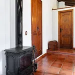 Rural House With Traditional Architecture S. Xix Dom wakacyjny
